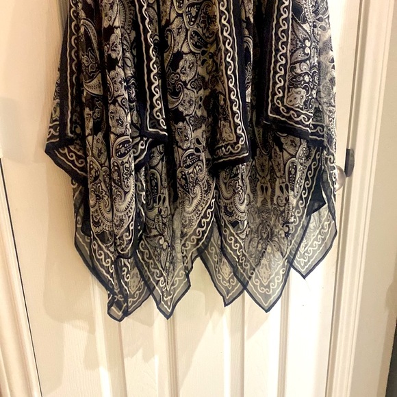 Cache Fairy Black/white flowing multilayered Skirt. Gently worn, Size S - Picture 4 of 7